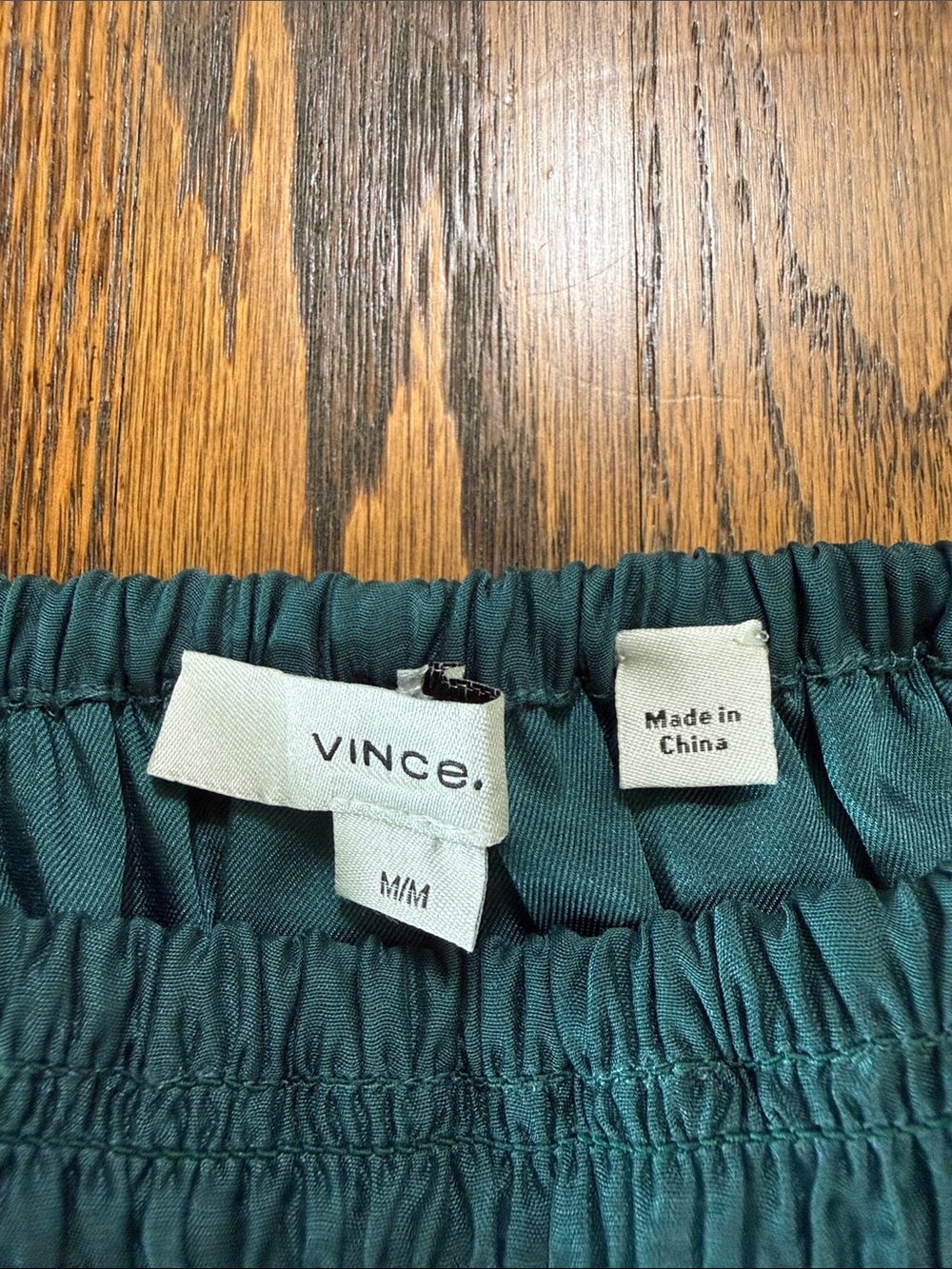 B45 Vince Women’s Medium Forest Green Midi Skirt with Smocked Waistband - Picture 2 of 8